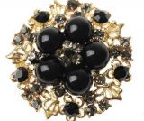 Кольцо с жемчугом и австрийскими кристаллами черного оникса (в виде цветка)