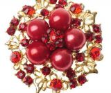 Кольцо с жемчугом и красными австрийскими кристаллами (в виде цветка)